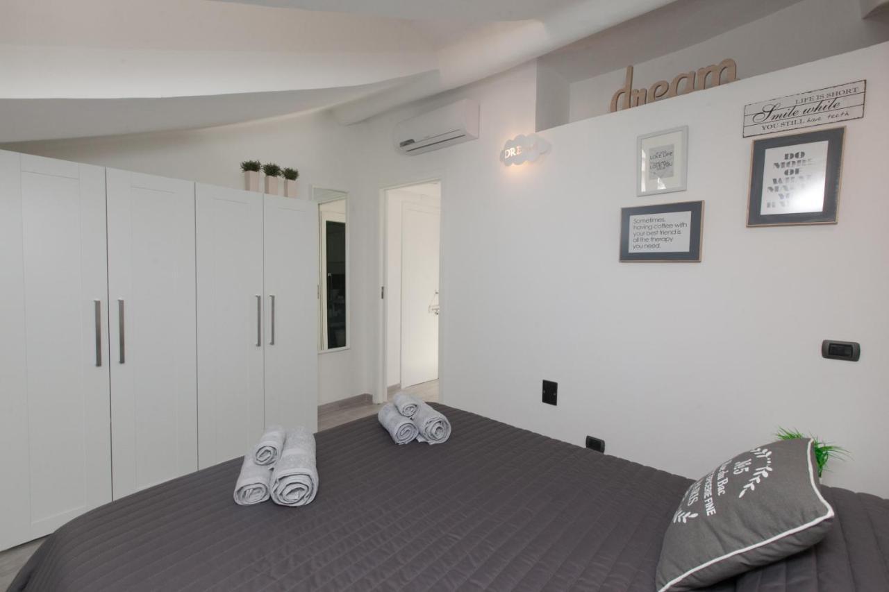 Amazing And New Penthouse In City Center Milano Eksteriør bilde